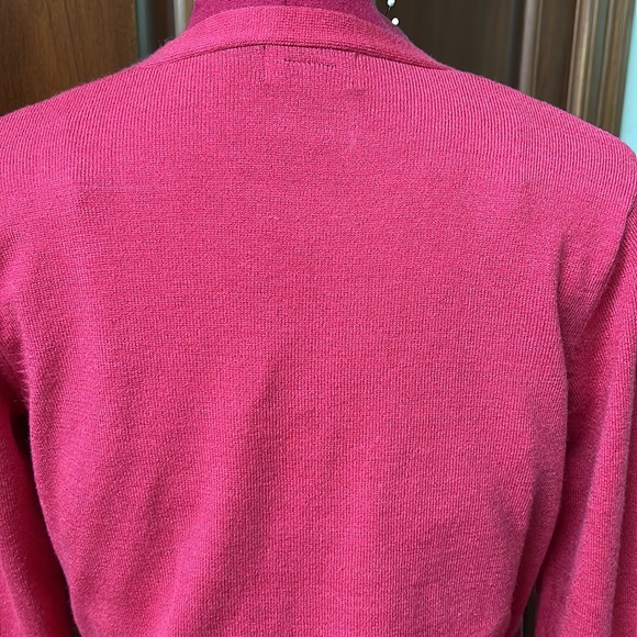 CENY    Boutique  beautiful lightweight wrap Sweater  color Red Rose  EUC Size S - Picture 8 of 13